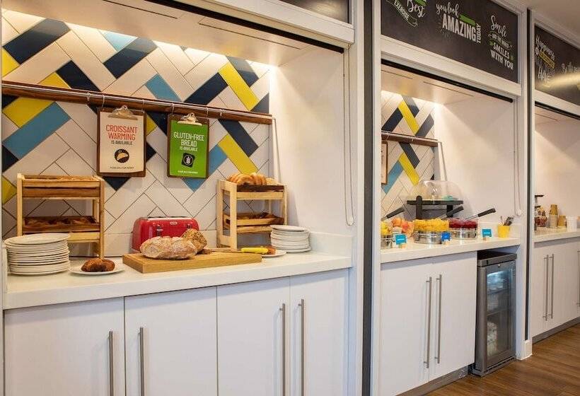 בית מלון כפרי Hampton By Hilton York