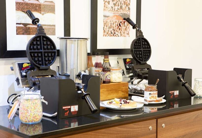 בית מלון כפרי Hampton By Hilton York