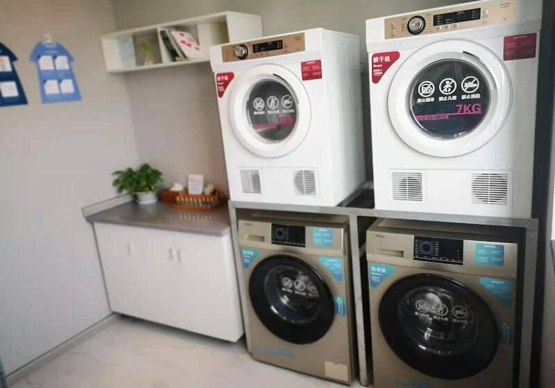 בית מלון כפרי Hanting  Nanchang Bayi Square