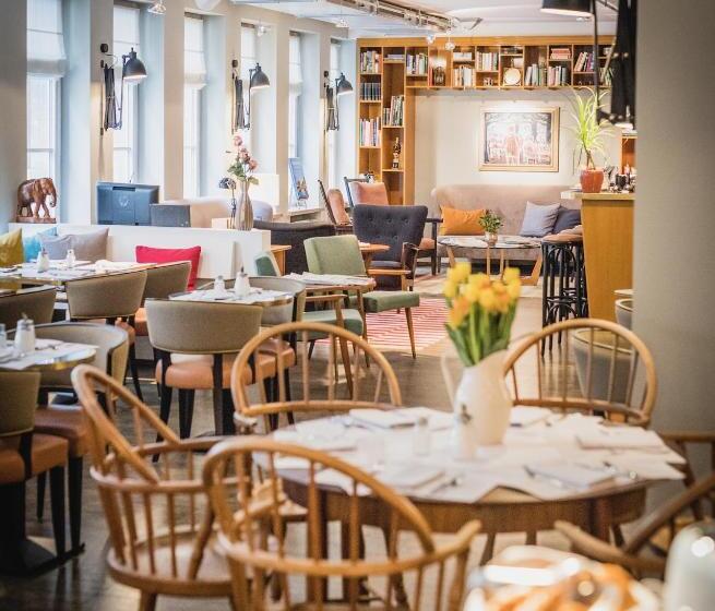 Henri Hotel Hamburg Downtown