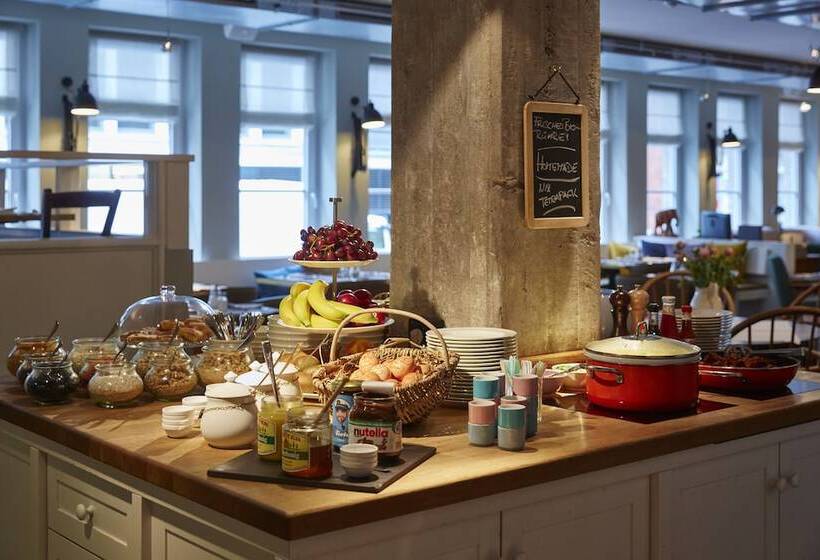 Henri Hotel Hamburg Downtown