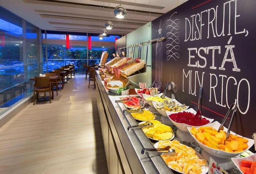 호텔 Ibis Medellin