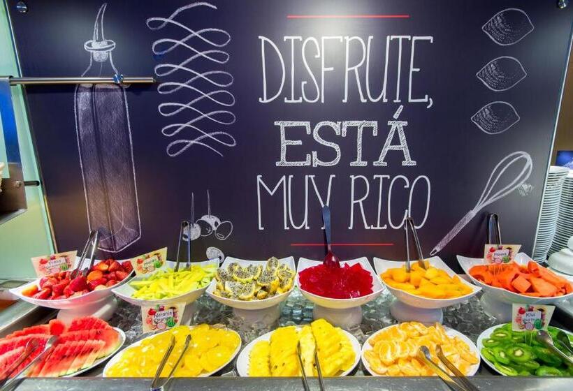 ホテル Ibis Medellin