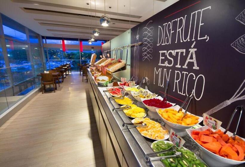 هتل Ibis Medellin