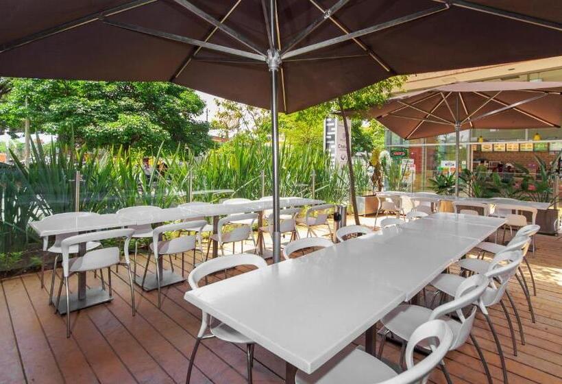 ホテル Ibis Medellin