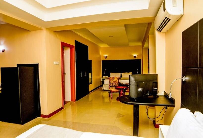 فندق Isamilo Grand