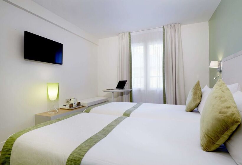 فندق Kyriad Paris 18  Porte De Clignancourt  Montmartre