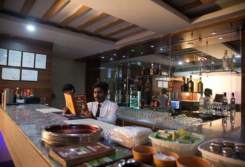 هتل Mahalaya Residency