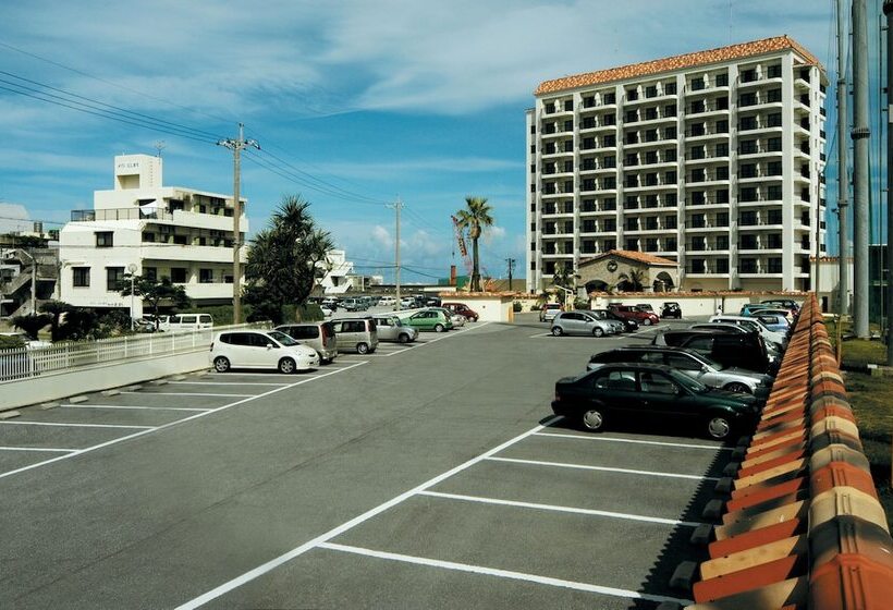 בית מלון כפרי Naha Beach Side