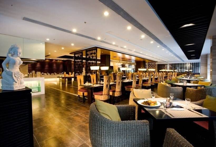 Ssaw Boutique Hotel Nanchang Bayi Square