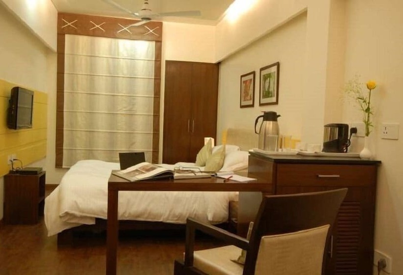 فندق Nangi S Pride