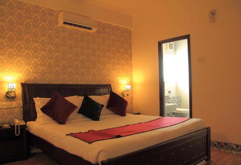Отель Orchid Suites Bangalore