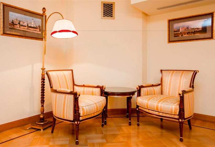 Отель Petroff Palace Boutique