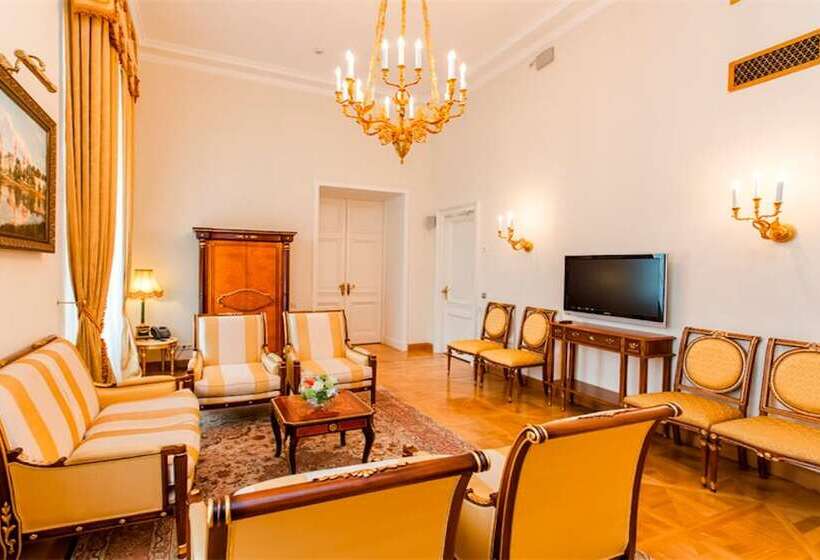 Отель Petroff Palace Boutique