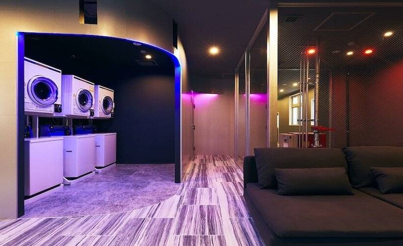 호텔 Pivot Shinimamiya Ekimae