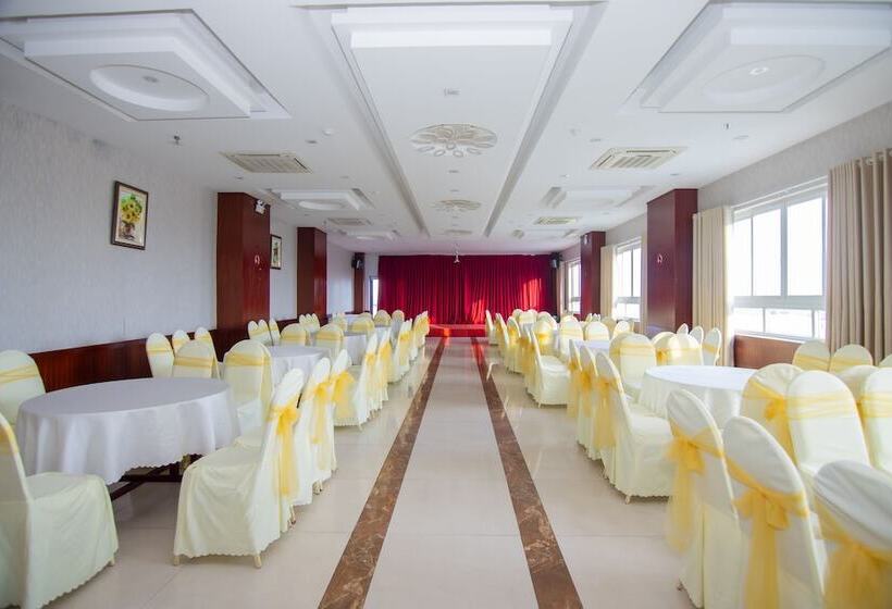 Quoc Cuong Center Da Nang Hotel By Haviland