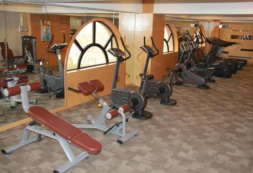 בית מלון כפרי Ramada Plaza Weifang