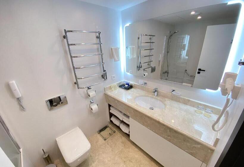 فندق Rixos-prykarpattya Resort