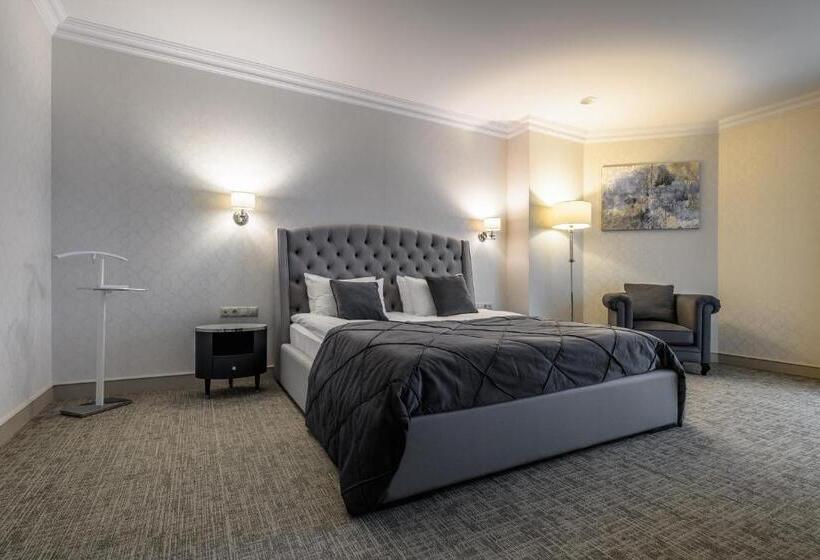 فندق Rixos-prykarpattya Resort