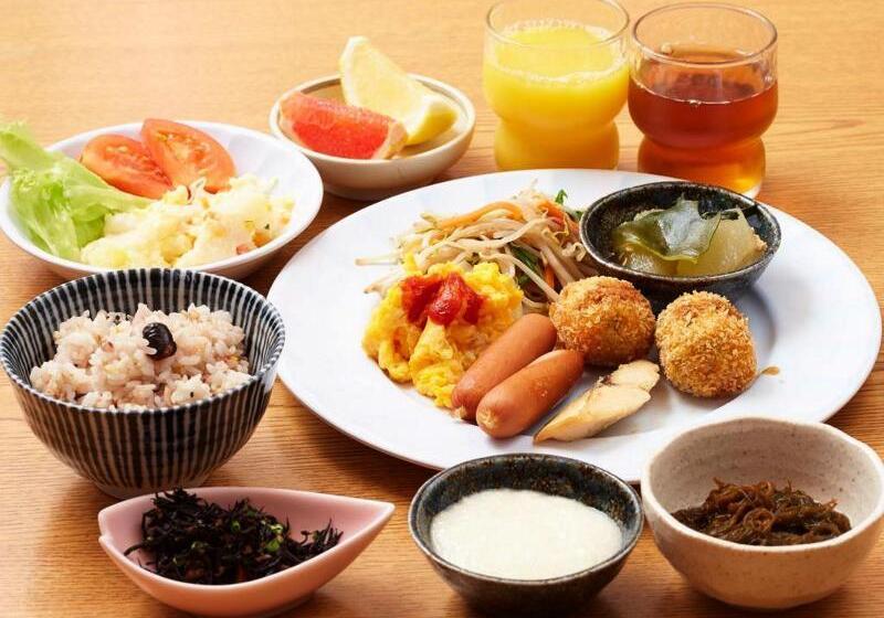 בית מלון כפרי Roco Inn Okinawa