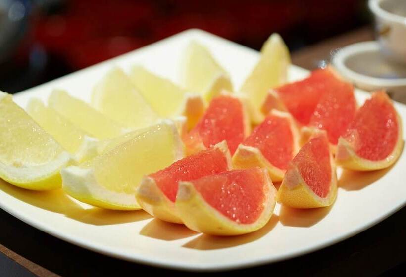 בית מלון כפרי Roco Inn Okinawa