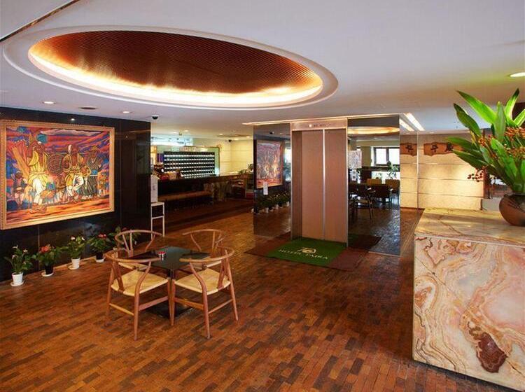 בית מלון כפרי Taira