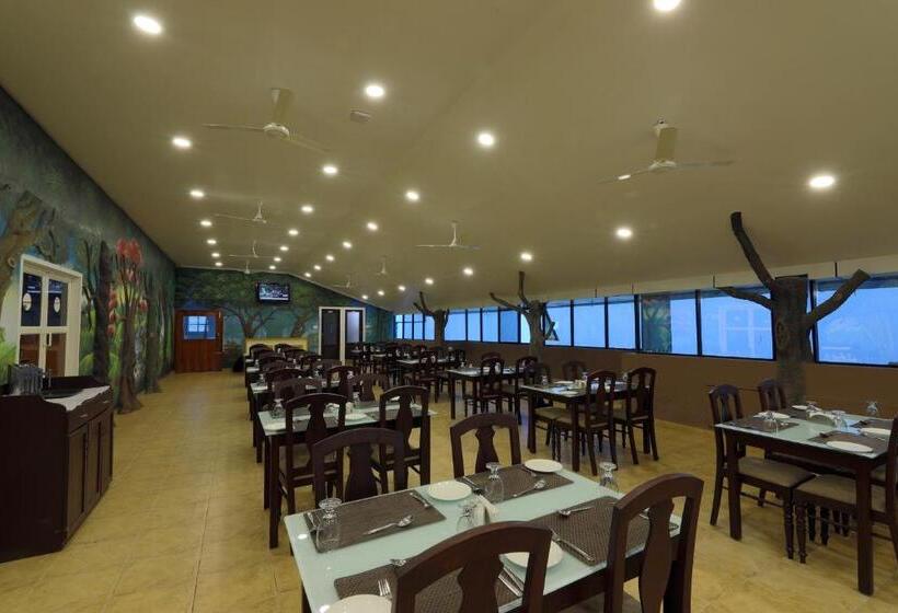 호텔 Tea Castle Munnar