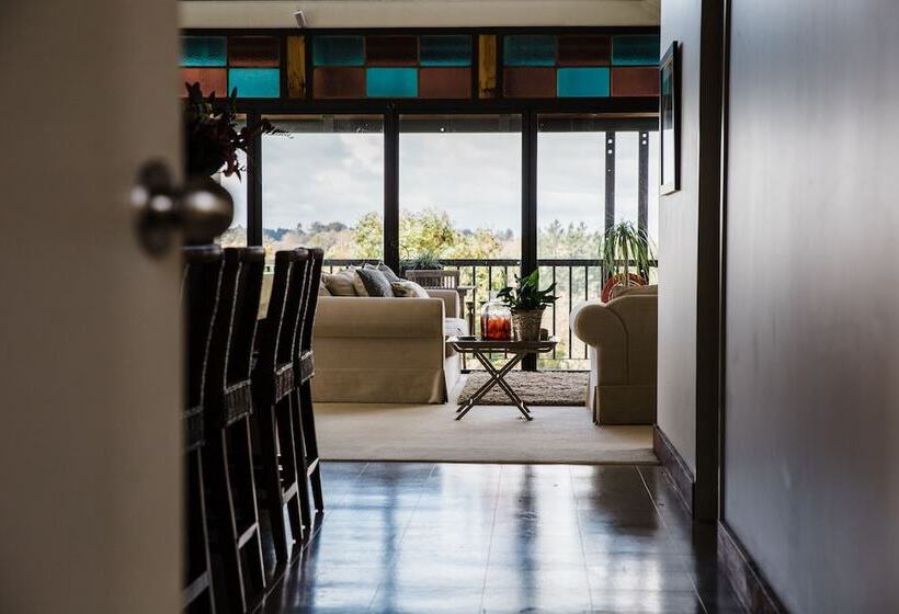 ホテル The Narrows Landing