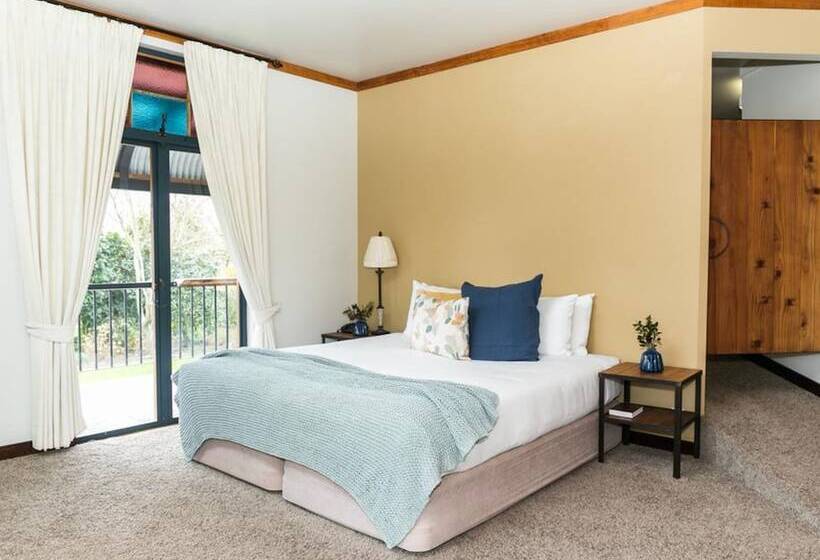 ホテル The Narrows Landing