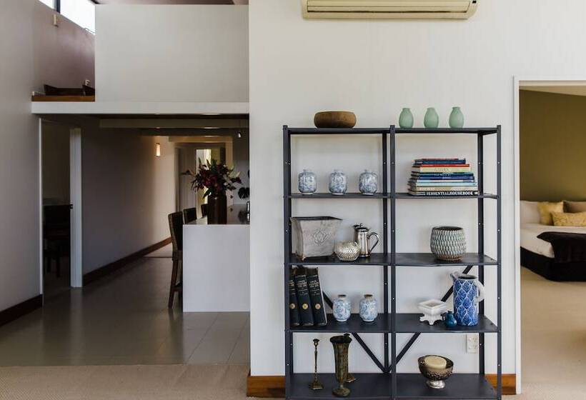 ホテル The Narrows Landing