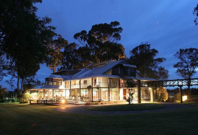 ホテル The Narrows Landing