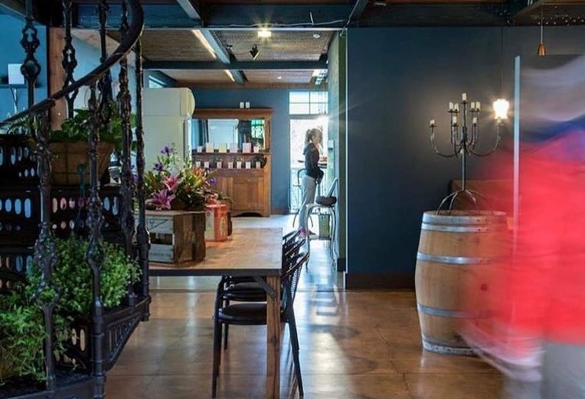 ホテル The Narrows Landing