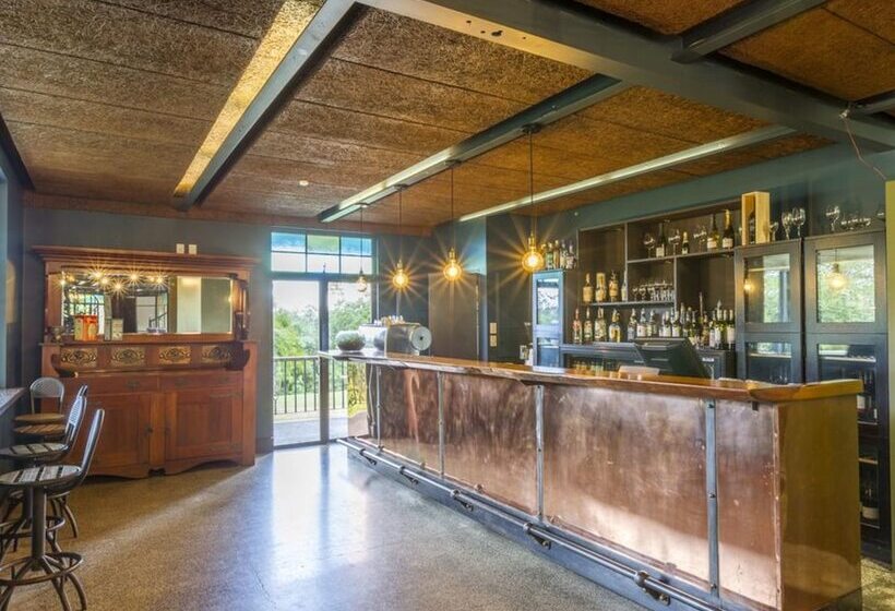 ホテル The Narrows Landing