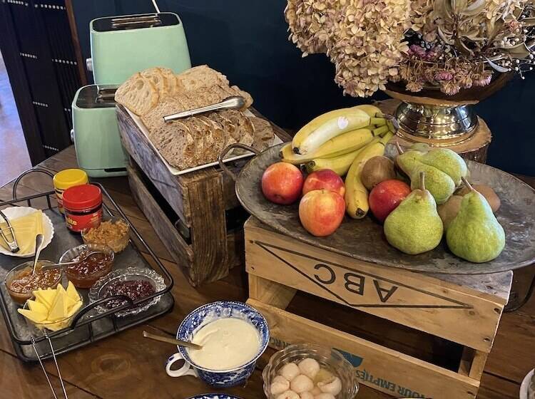 ホテル The Narrows Landing