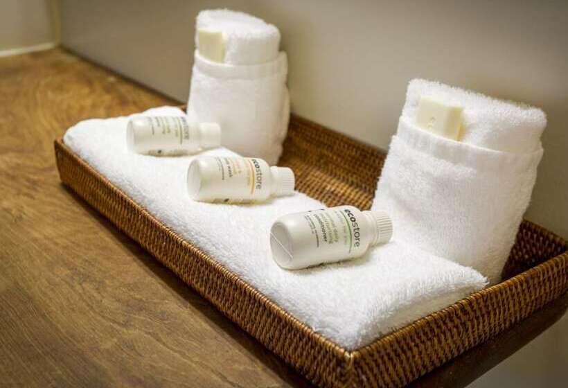 ホテル The Narrows Landing