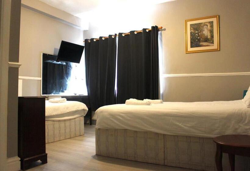 Отель Topaz Blackpool