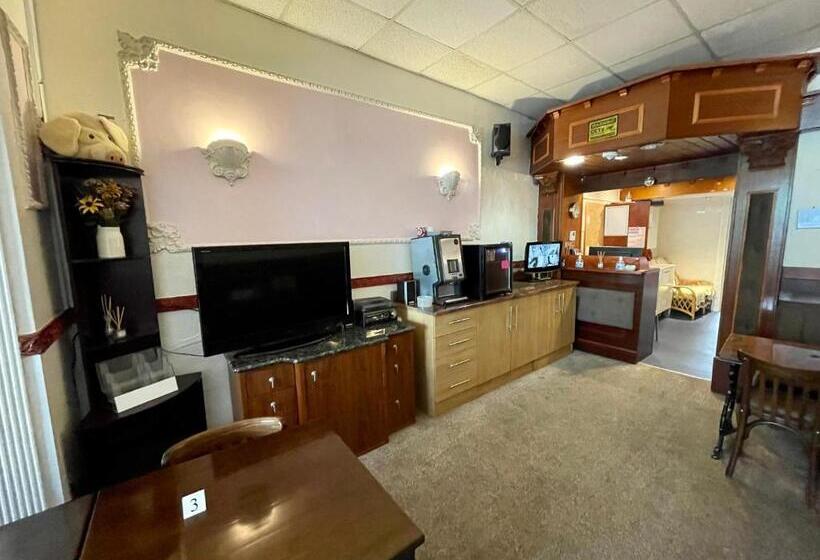 Отель Topaz Blackpool