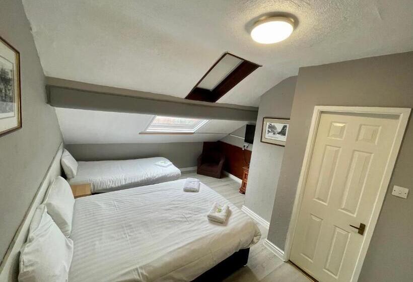 Отель Topaz Blackpool