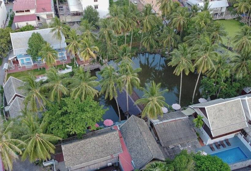 Отель Villa Oasis Luang Prabang