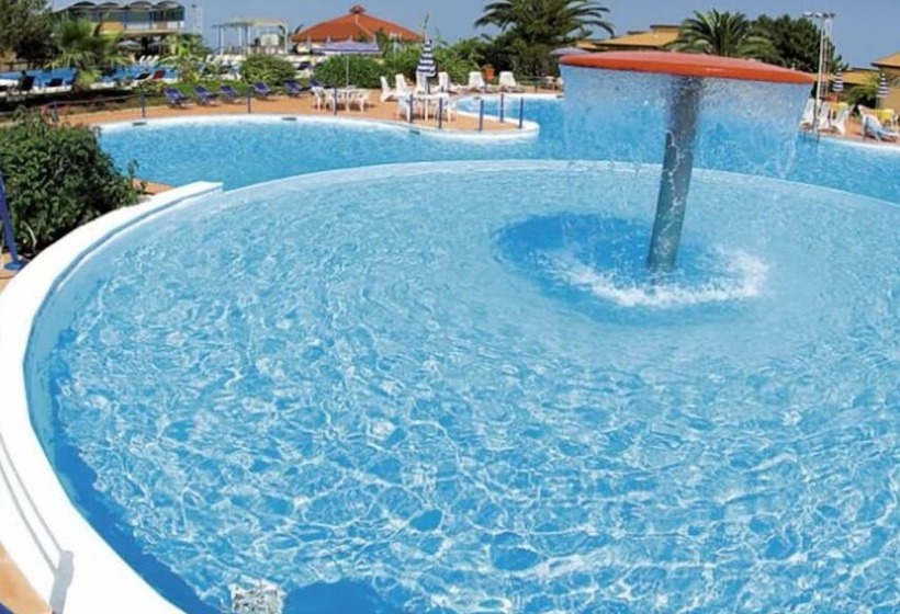 Villaggio Hotel Club La Pace