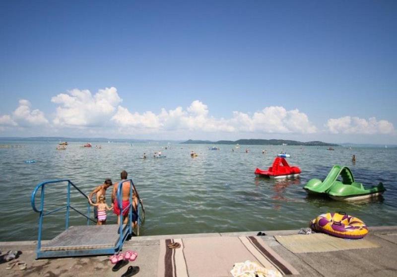 فندق Kiss Family