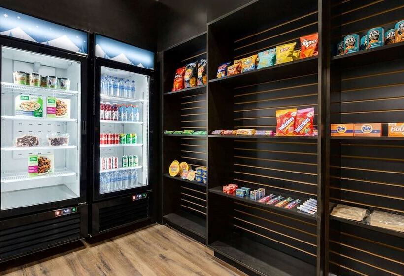 Microtel Inn & Suites By Wyndham Estevan