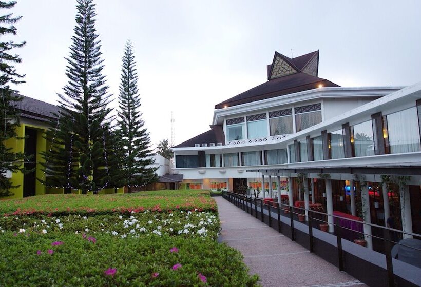 Mikie Holiday Resort &