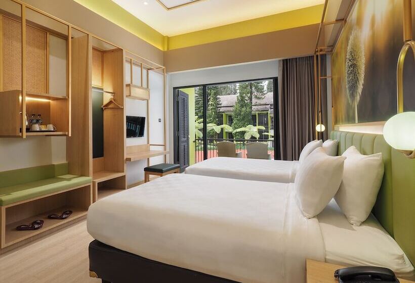 Mikie Holiday Resort &