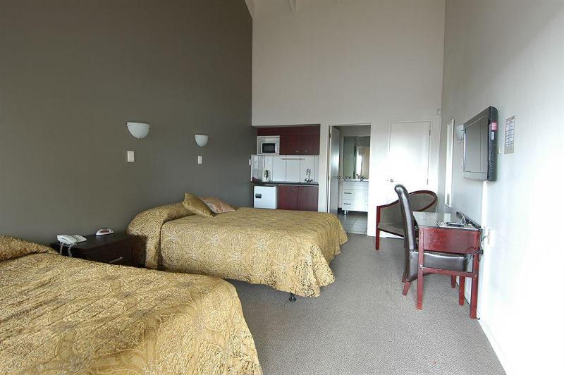 مُتل Airport Manor Inn