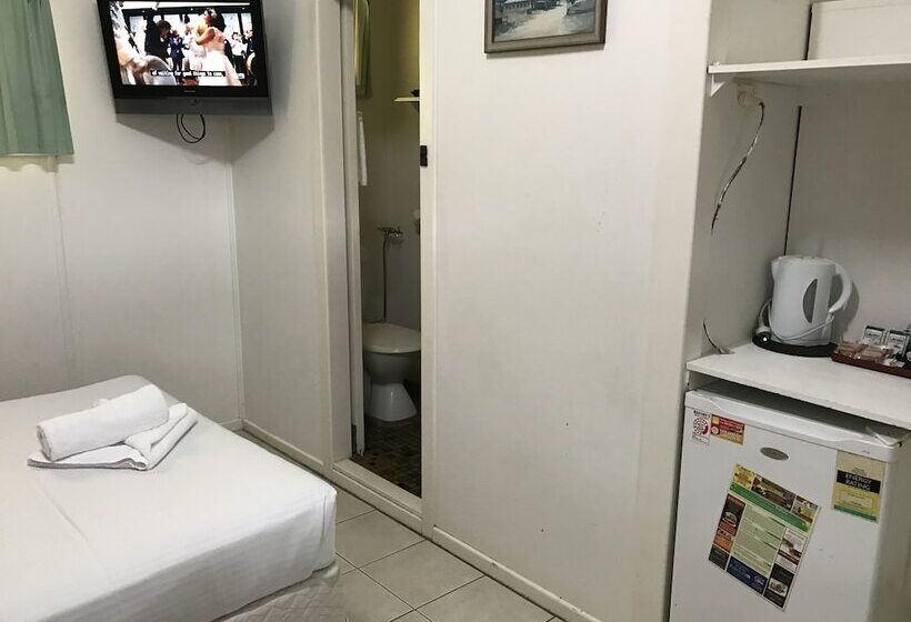 מוטל The Cubana Ballina