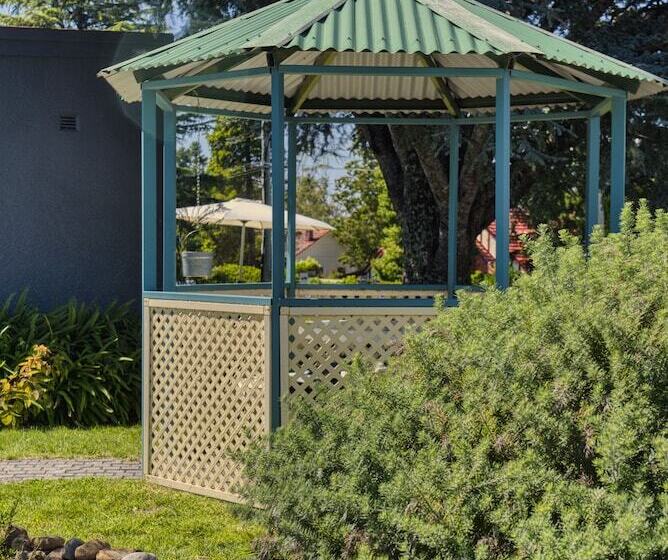 Echo Point Discovery Motel