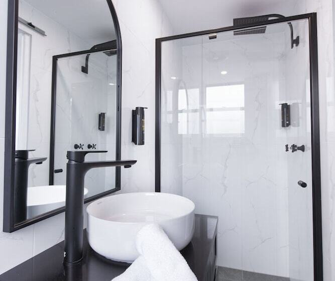 Echo Point Discovery Motel