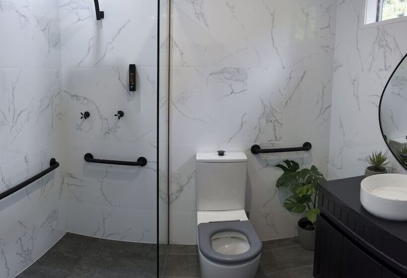 Echo Point Discovery Motel