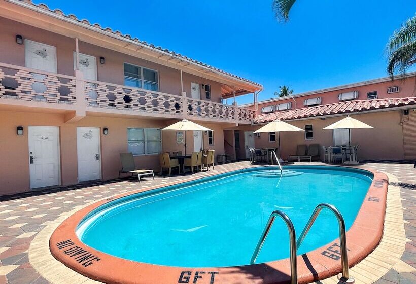 מוטל Hollywood Beach Hotels